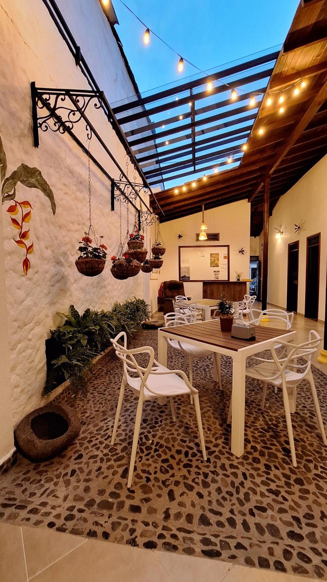Volarte Hostal Jardin Exterior photo